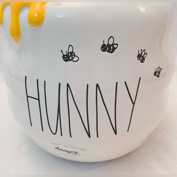Rae Dunn Disney Winnie The Pooh Hunny Pot Cookie Jar / Canister - Picture 2 of 11